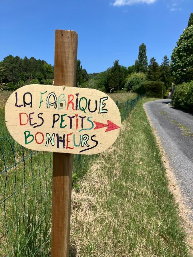 Ferienwohnung La Fabrique Des Petits Bonheurs Dieulefit Exterior foto